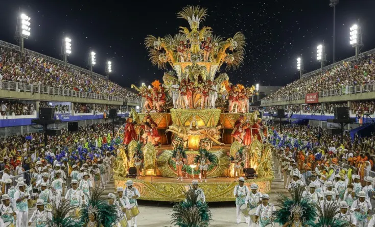O que é Carnaval? Entenda o significado da palavra | escreva.ai